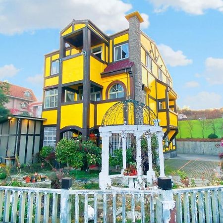 Shepherd'S B&B Женай Екстер'єр фото